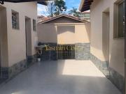 Casa à venda no Centro