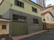 Casa com 3 quartos à venda em Varginha, no bairro Centro