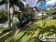 Casa à venda no Chácara Granja Velha com 5 quartos