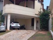 Casa à venda no Chácaras Alpina em Valinhos, com 3 suítes