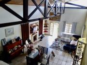 Casa à venda no Cond. Nova Higienópolis Granja Viana