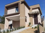 Casa à venda no Cond. Reserva Santa Paula