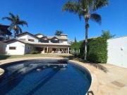 Casa à venda no Cond. São Paulo II na Granja Viana