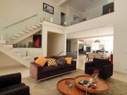 Casa para aluguel na Granja Viana