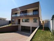 Casa à venda no condomínio Alphaville Granja Viana