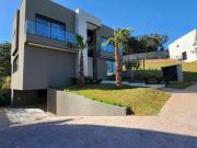 Casa à venda no condomínio Alphaville Granja Viana