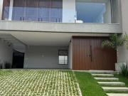 Casa à Venda no Condomínio Brisas da Mata / Jardim...