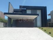 Casa em condomínio luxuosa a venda no Condominio Campo...