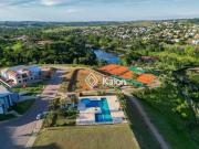 Casa à venda no Condomínio Campos de Santo Antônio 2 em...