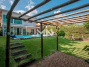 Casa à venda no condomínio Campos de Santo Antônio I em...