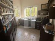 Casa a venda no Condomínio Estância Paraíso, Alphaville,...