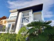 Casa à venda no condomínio Golf Village