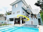 Casa à venda no condomínio Golf Village