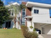 Casa à venda no condomínio Golf Village
