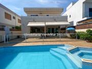 Casa À VENDA no Condomínio Pernambuco 2 em Guarujá