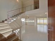 Casa à venda no Condomínio Portal do Jequitibá com 3...