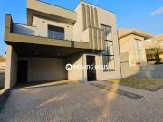 Casa à Venda no Condomínio Portal do Jequitibá Valinhos/SP