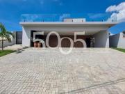 Casa à venda no Condomínio Portal dos Bandeirantes em...