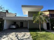 Casa á venda no Condomínio Residencial 3 Alphaville...