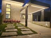 Casa à Venda no Condomínio Residencial Jardim / 03...