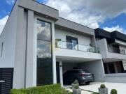 Casa à venda no Condomínio Residencial Mont&apos Alcino...