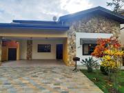 Casa à venda no Condomínio Residencial Terras do Caribe...