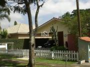 Casa à venda na Granja Viana