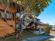 Casa á venda no Condomínio Sol de Vinhedo Village em...