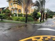 Casa à venda no Condomínio Terras do Caribe em Valinhos