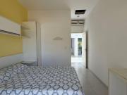 Casa à Venda no Guarujá | 4 Suítes no Condomínio Solar...