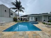 Casa a Venda no Jardim Acapulco com Campo de Futebol