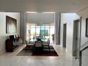 Casa à venda no Jardim Canadá