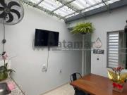 Casa à venda no Jardim Trussardi 2 quartos, 2 vagas, 130m²