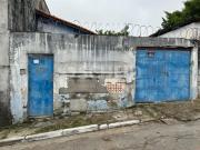 CASA A VENDA NO JARDIM UBIRAJARA oportunidade para reforma