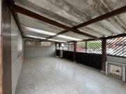 Casa à venda no Parque Bitaru em São Vicente