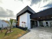 Casa à venda no Parque Veiga Jardim