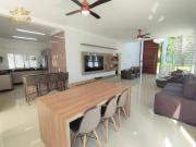 Casa à Venda no Pernambuco II em Guarujá | Alfa Imóveis...