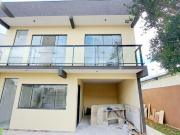 Casa à venda no Portão