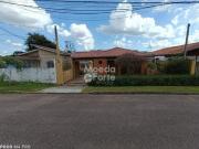 Casa à venda no Portão