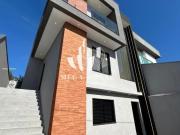 CASA À VENDA NO PORTAL DOS IPÊS