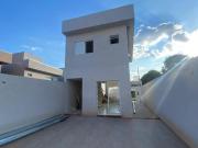 CASA Á VENDA NO PORTAL DOS IPÊS