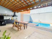 Casa a venda no portal dos Ipês, com 3 dormitórios sendo...