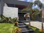 Casa Térrea 3 quartos Piscina Armários Condominio