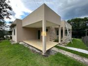 Casa à Venda no Solar das Palmeiras, Esmeraldas ? 2...