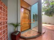 Casa à venda no Vigilato Pereira em Uberlândia/Minas Gerais