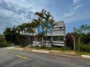 Casa à venda, Nova, Moderna e Linda na Granja Viana