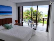 Casa a Venda pé na areia em condomínio fechado em Maresias