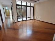 Casa à venda Planalto Paulista, 4 suítes, 3 vagas,...
