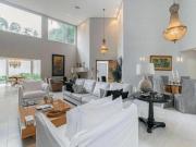 Casa à venda por R$ 16.000.000,00 em Alto de Pinheiros,...