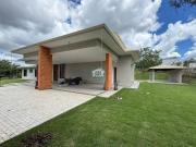 Casa a venda por R$ 3.800.000 no Condomínio Quintas da...